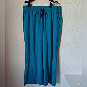 NWT BALEAF scrubs/outdoor pants